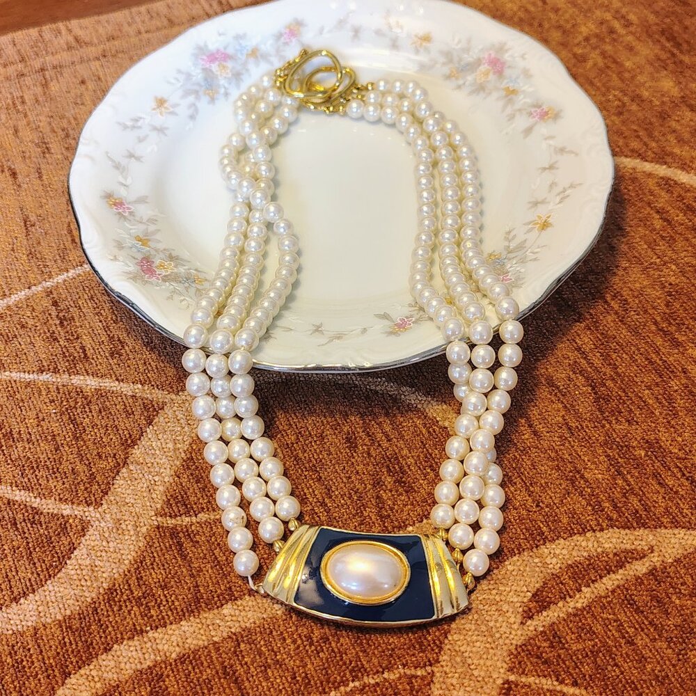 Vtg Glass faux Pearls Multiple Strands Navy Enamel Gold Tone Choker Necklace - Picture 2 of 6